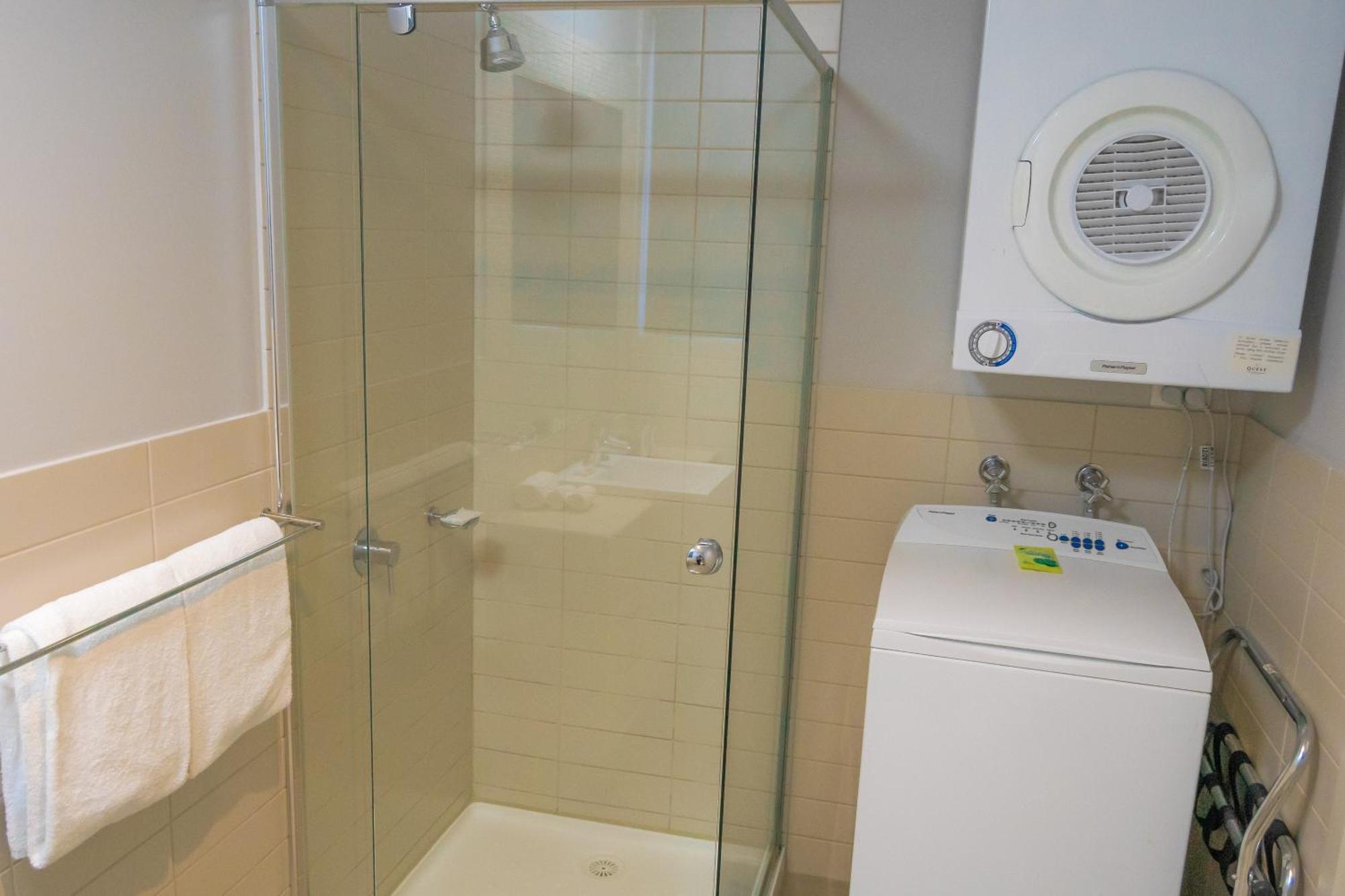 Quest Glen Waverley